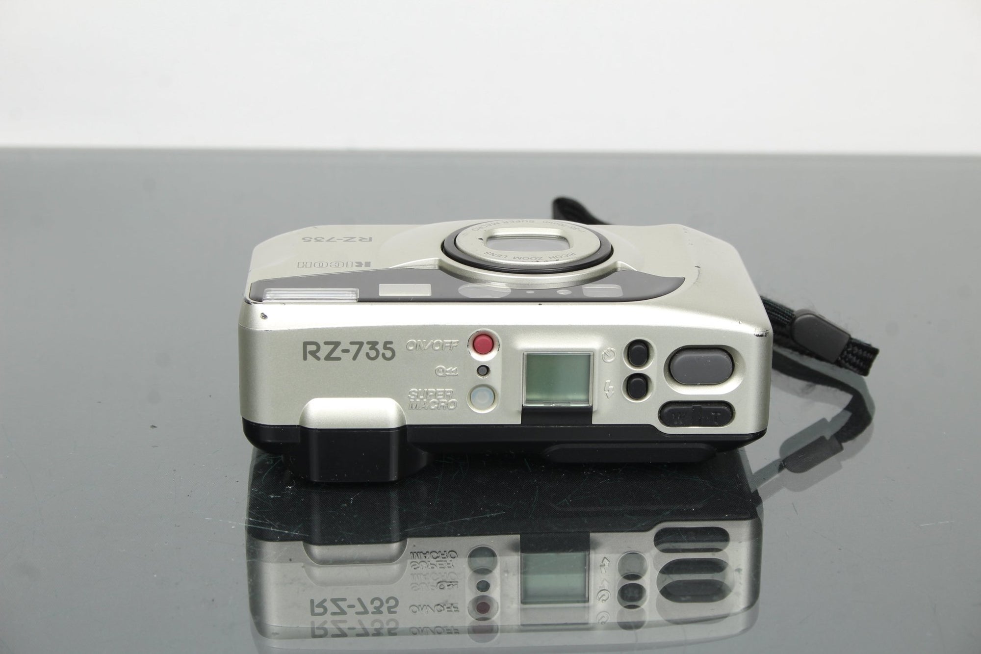 Ricoh RZ - 735 - Dutch|Thrift