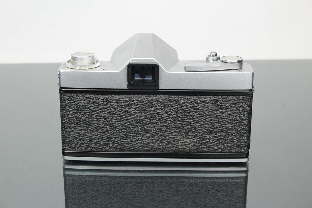 Ricoh Singlex TLS + 50mm 1:2 Auto Rikenon lens - Dutch|Thrift