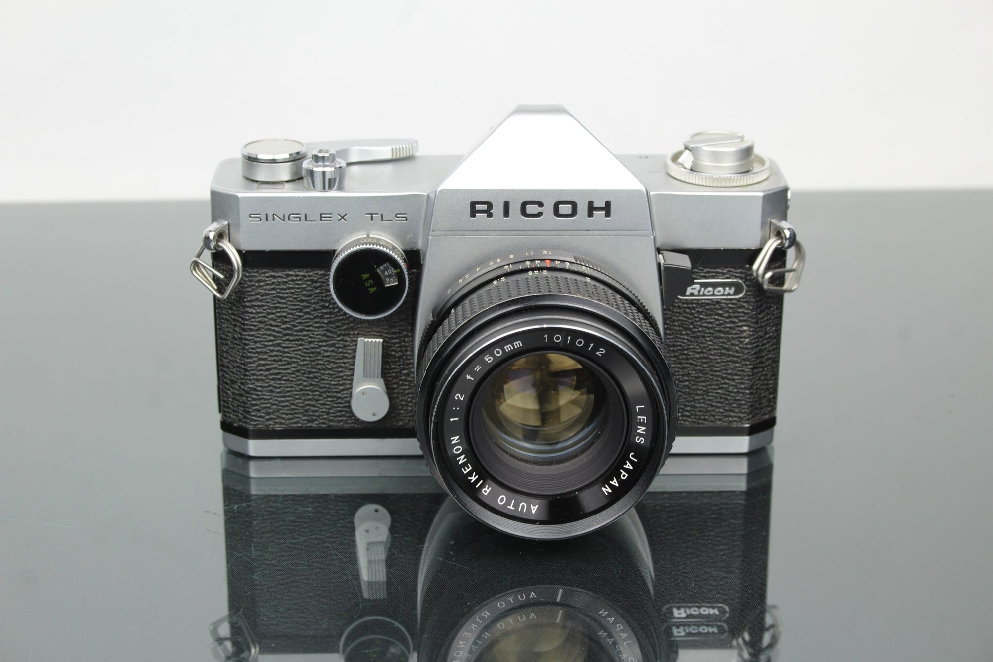 Ricoh Singlex TLS + 50mm 1:2 Auto Rikenon lens - Dutch|Thrift