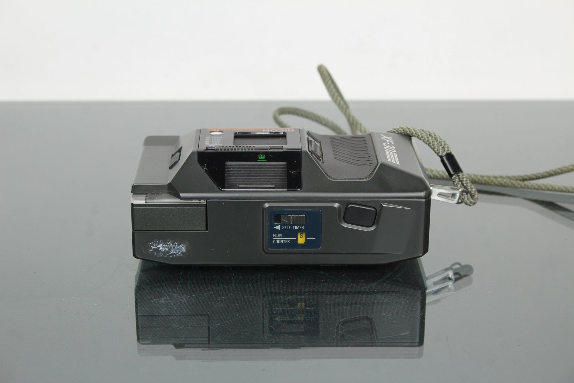 Ricoh XF - 30 - Dutch|Thrift