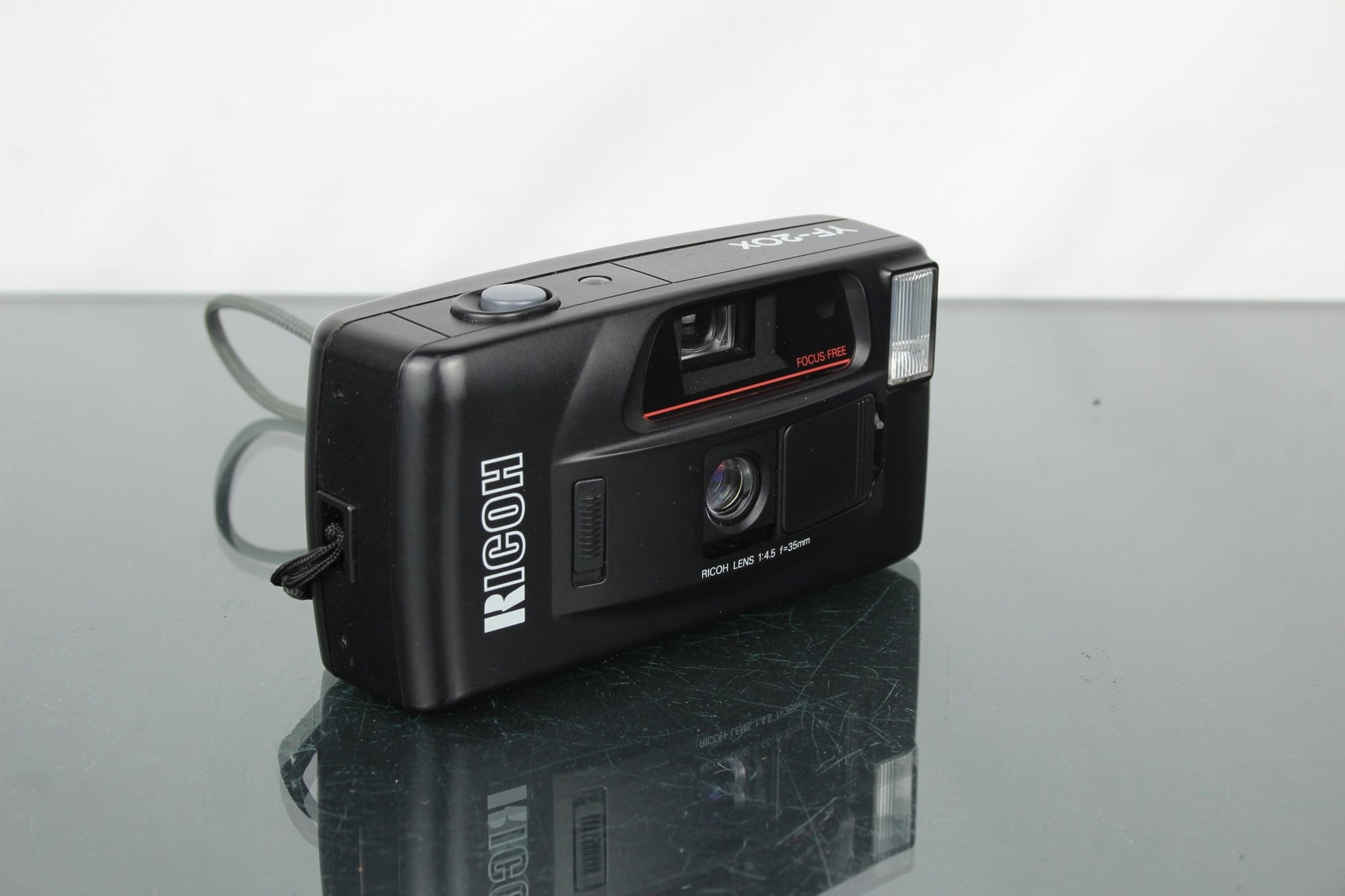 Ricoh YF - 20X - Dutch|Thrift