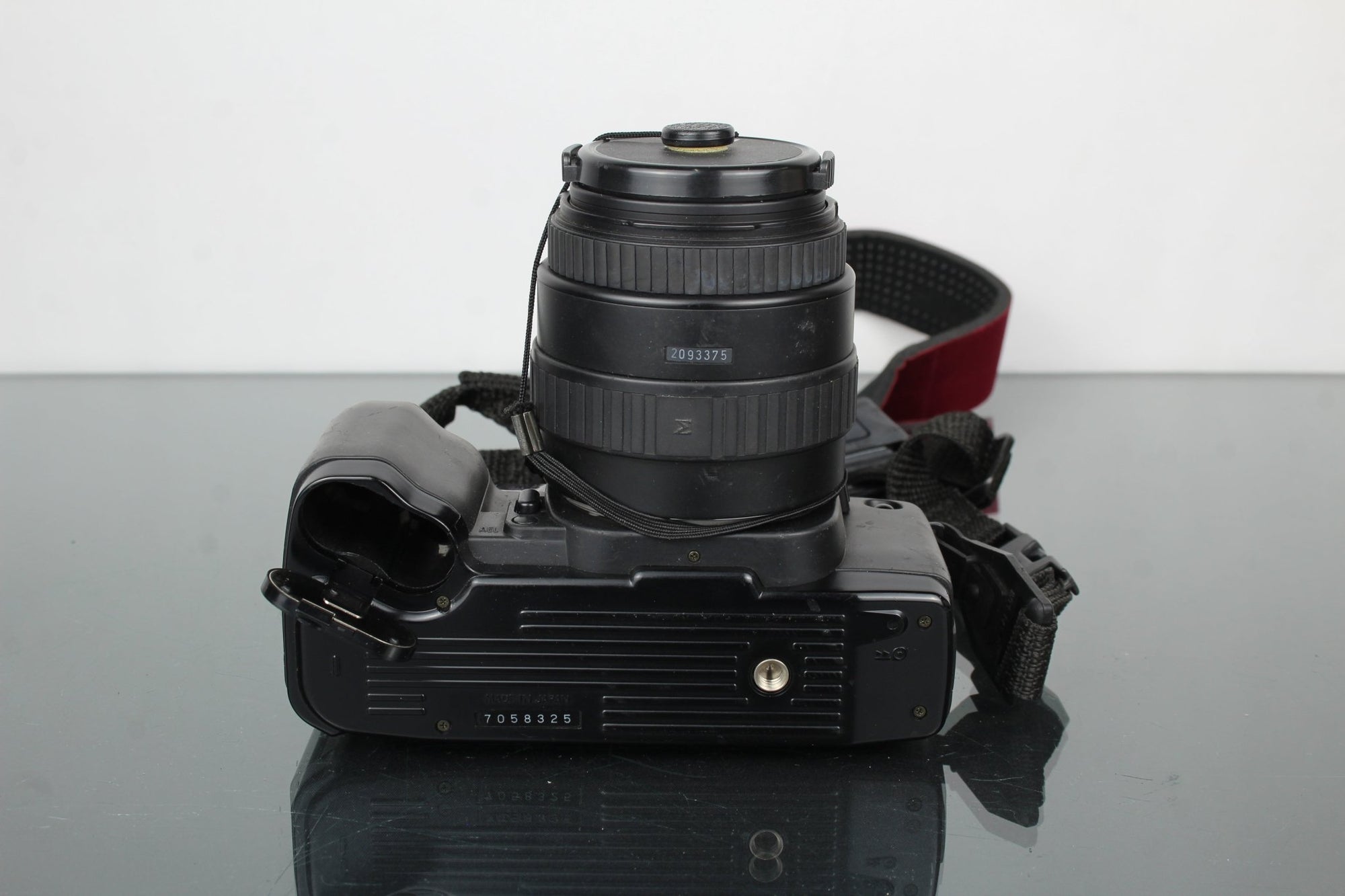 Sigma SA - 300 + Sigma DL zoom 35 - 80MM 1:4 - 5.6 - Dutch|Thrift