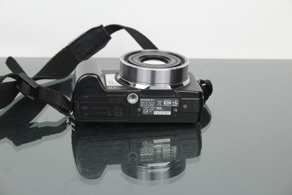 Sony Cyber - shot DSC - H3 - Dutch|Thrift