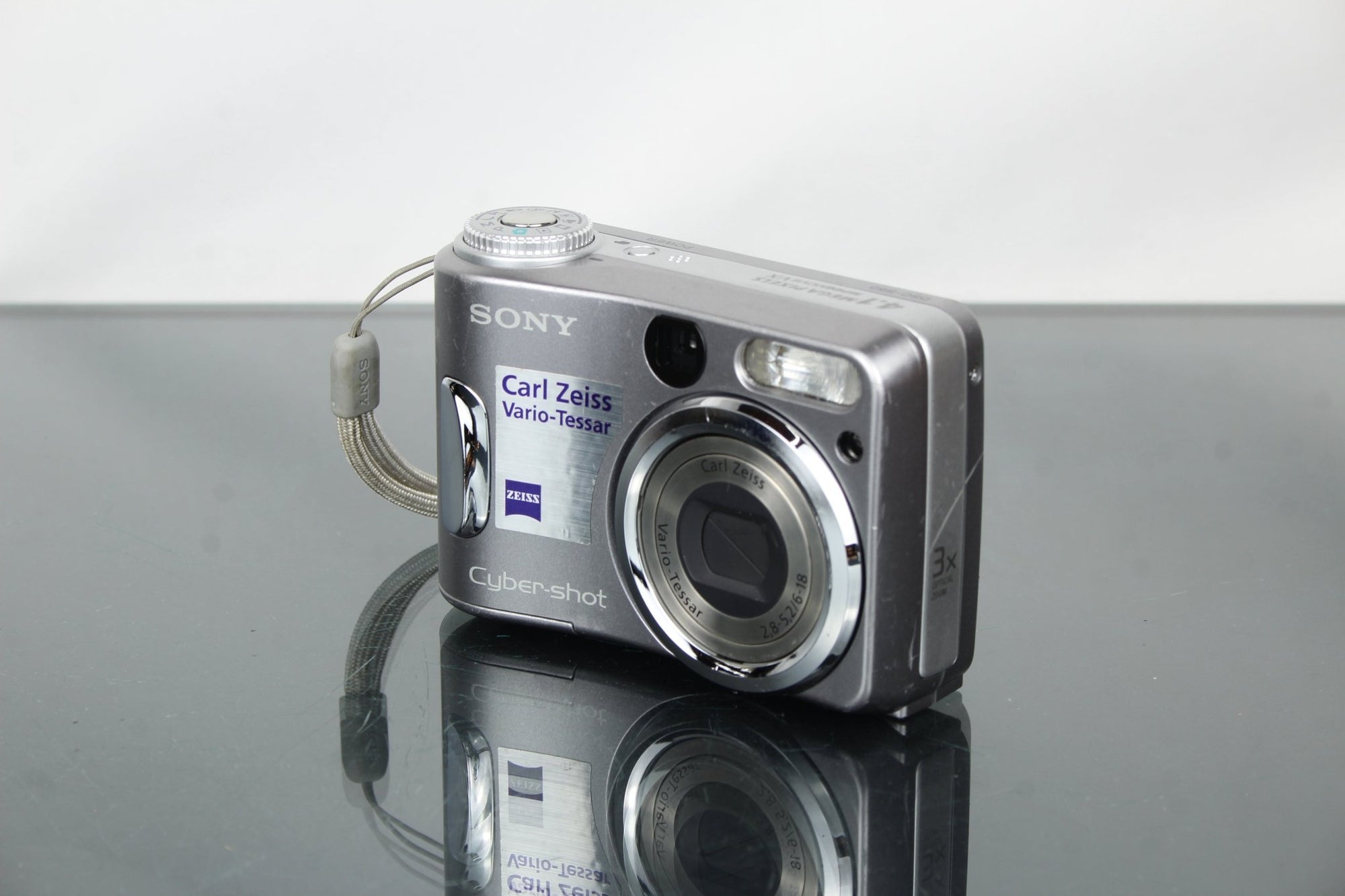 Sony Cyber - shot DSC - S60 - Dutch|Thrift