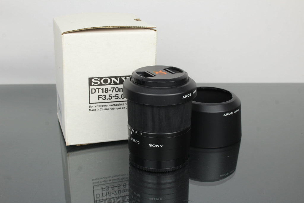 Sony DT 18 - 70mm F3.5 - 5.6 + Sony A - mount - Dutch|Thrift