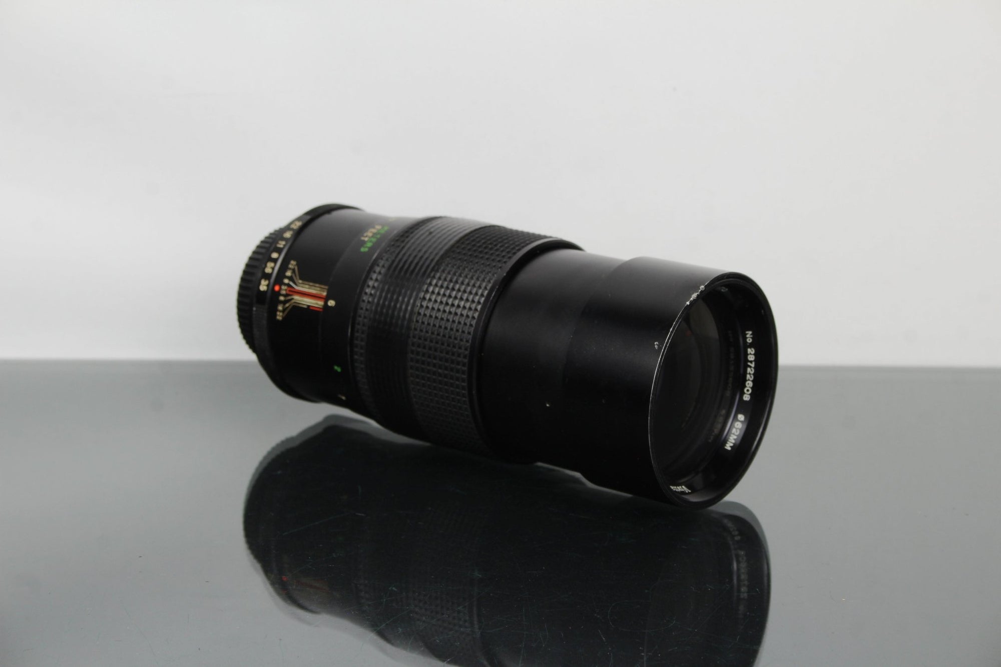 Vivitar Lens - 200mm 1:3.5 Auto telephoto M42 Mount - Dutch|Thrift