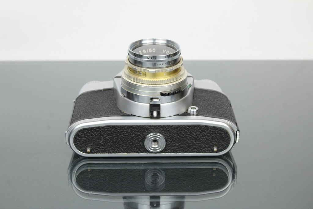 Voigtlander Bessamatic + 50mm f/2.8 Color - Skopar lens - Dutch|Thrift