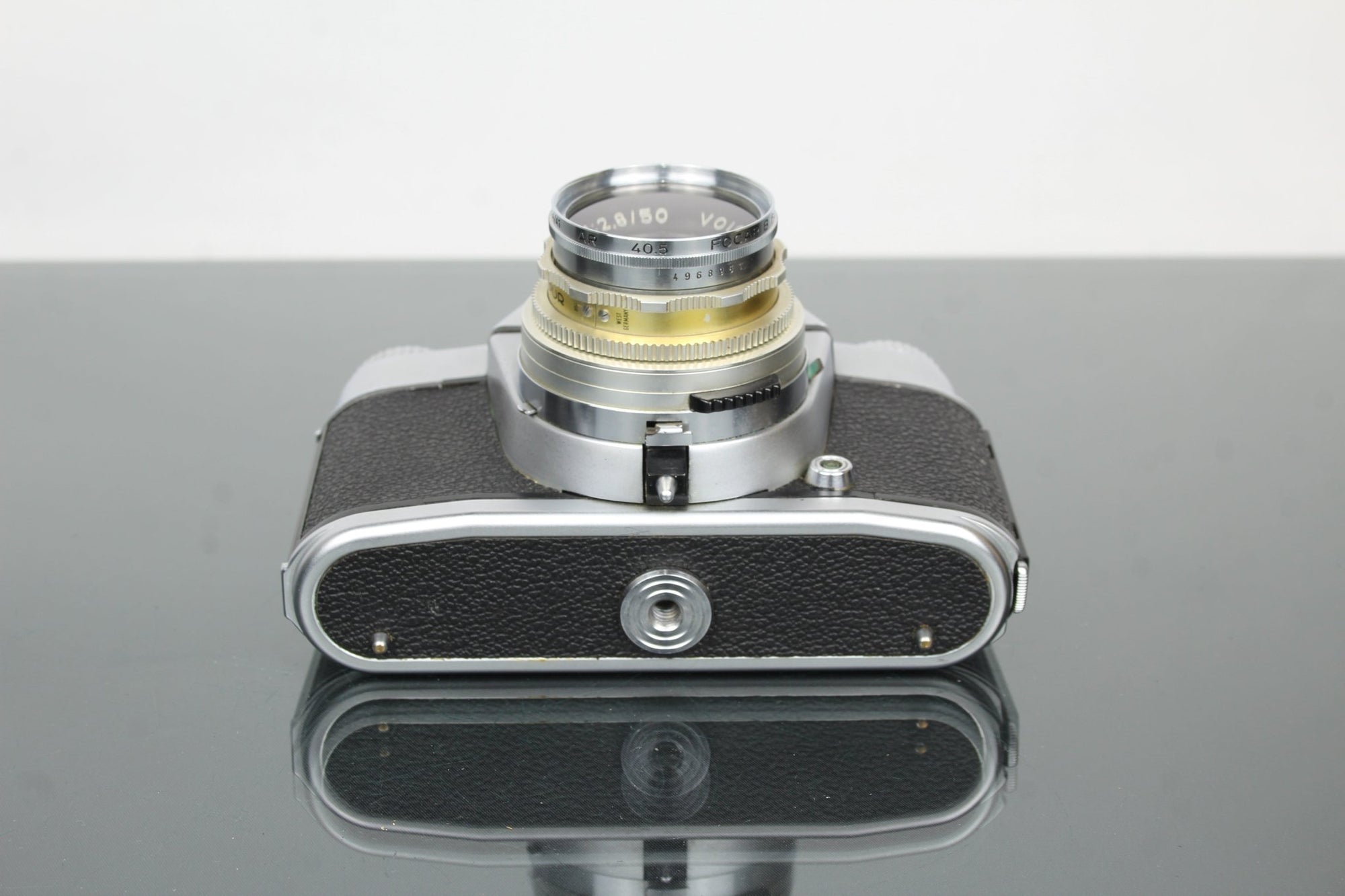 Voigtlander Bessamatic + 50mm f/2.8 Color - Skopar lens - Dutch|Thrift