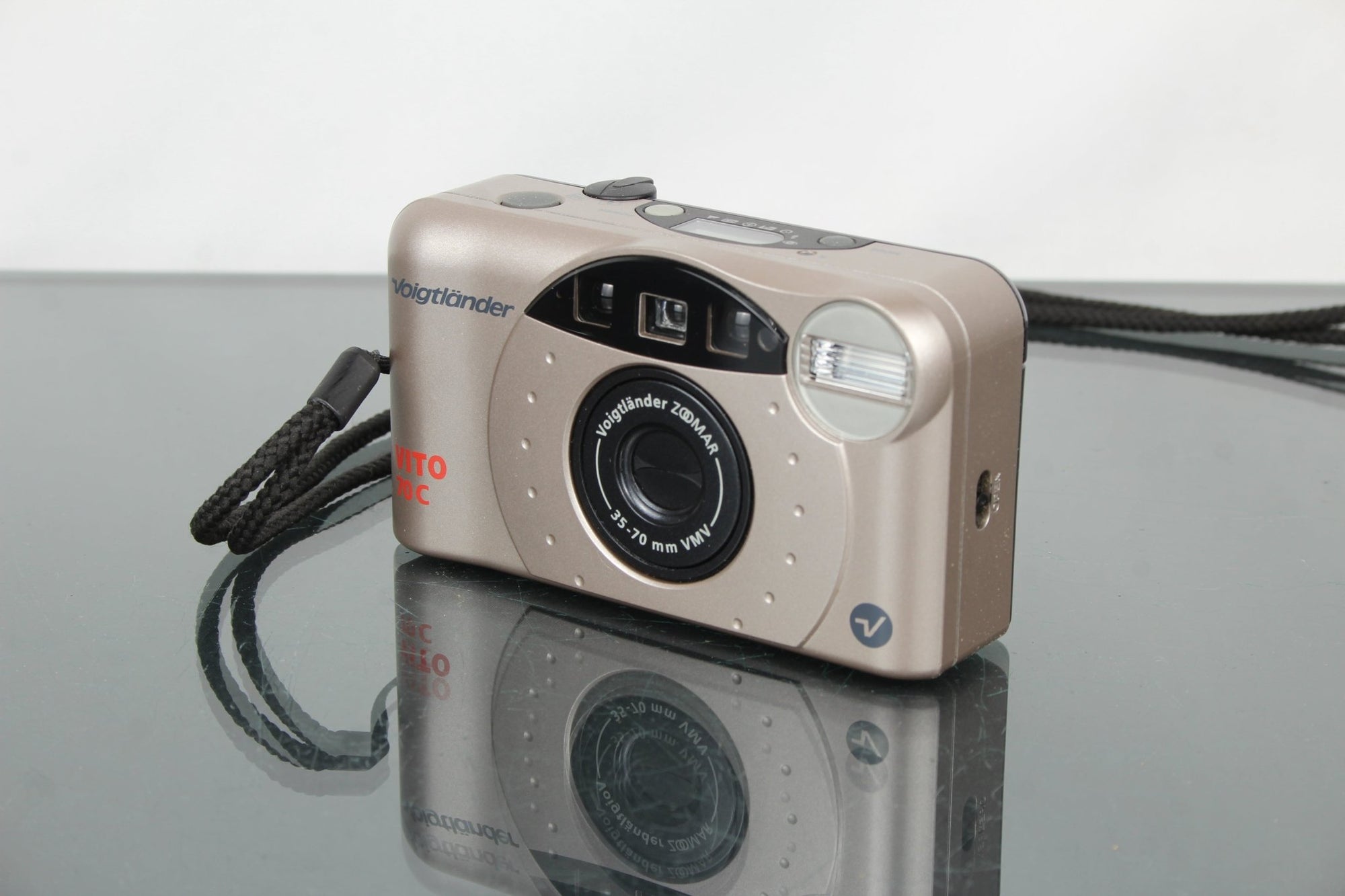 Voigtlander Vito 70C - Dutch|Thrift