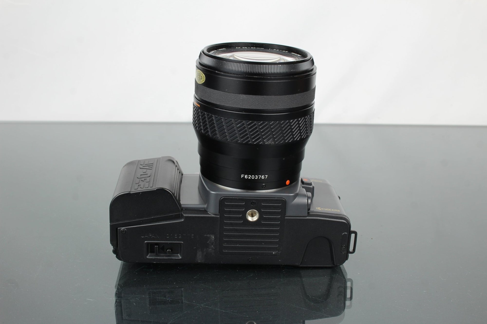 Yashica 230 - AF + Yashica AF 28 - 85mm 1:3.5 - 4.5 - Dutch|Thrift