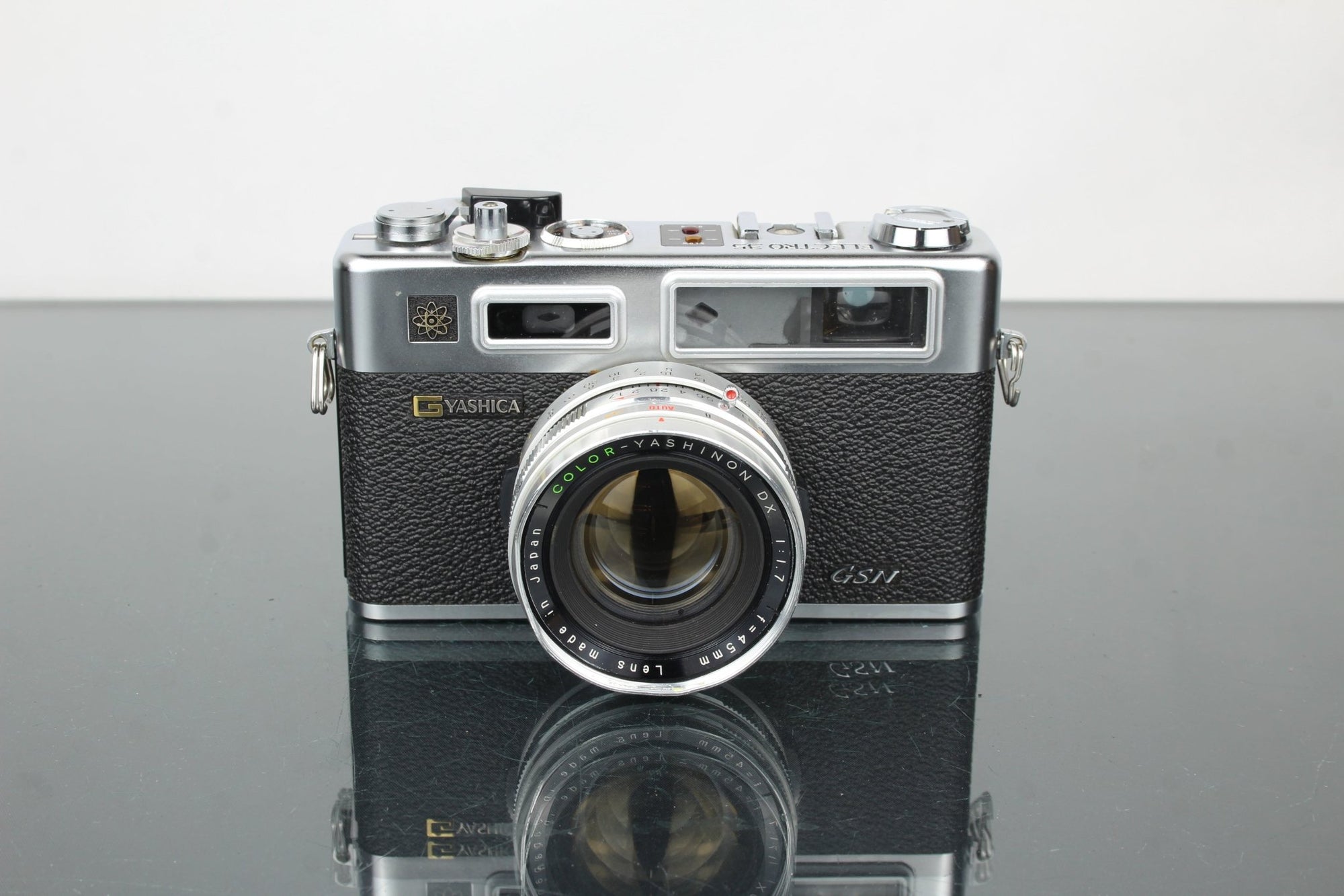 Yashica Electro 35 GSN - Dutch|Thrift