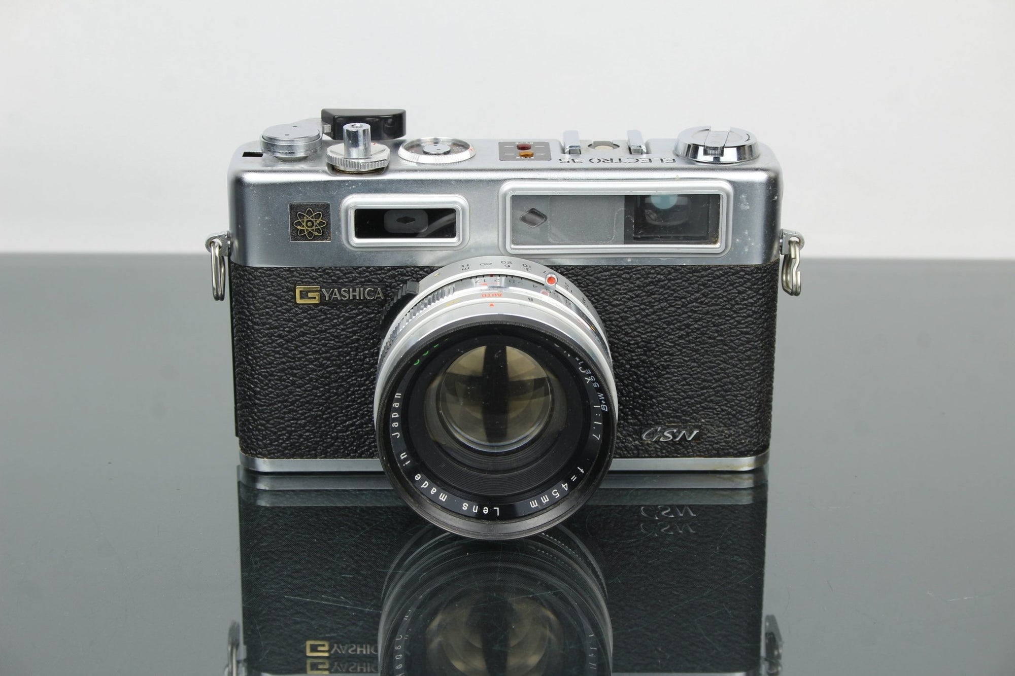 Yashica Electro 35 GSN - Dutch|Thrift