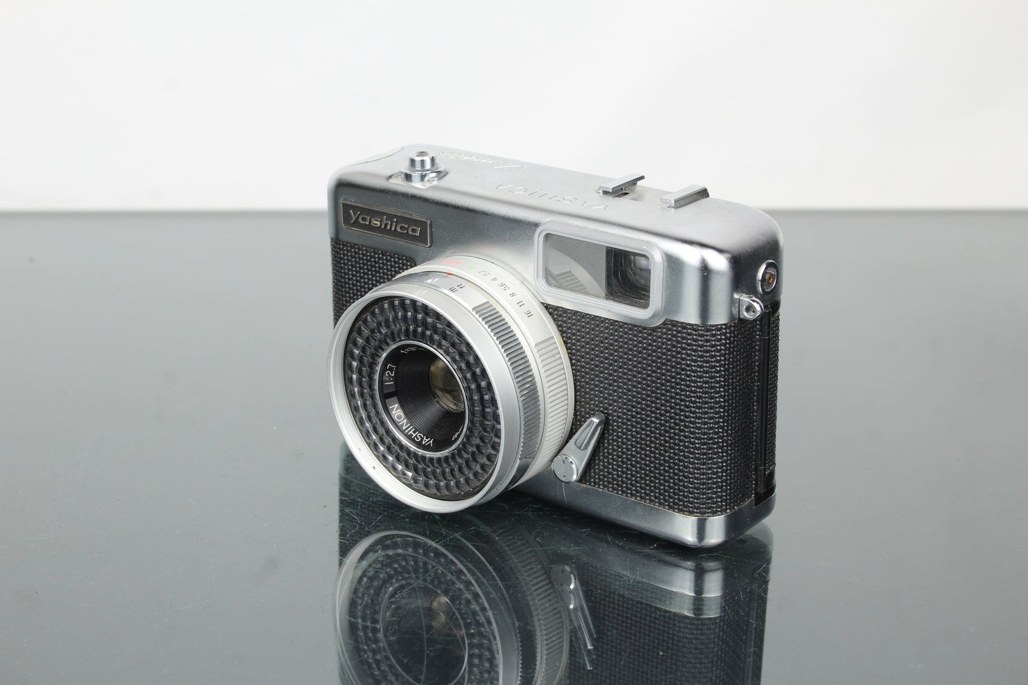 Yashica EZ - matic - Dutch|Thrift