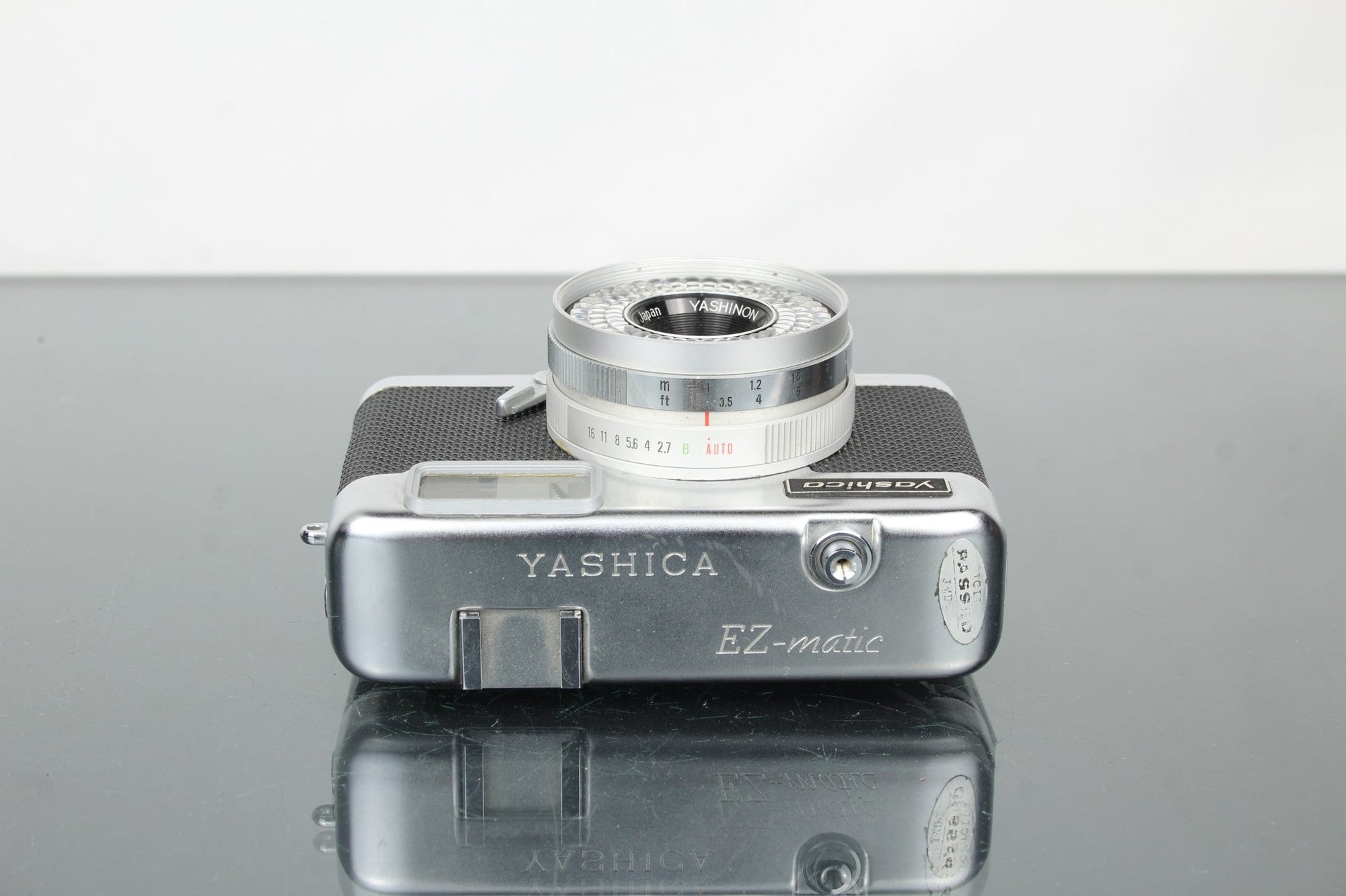 Yashica EZ - matic - Dutch|Thrift