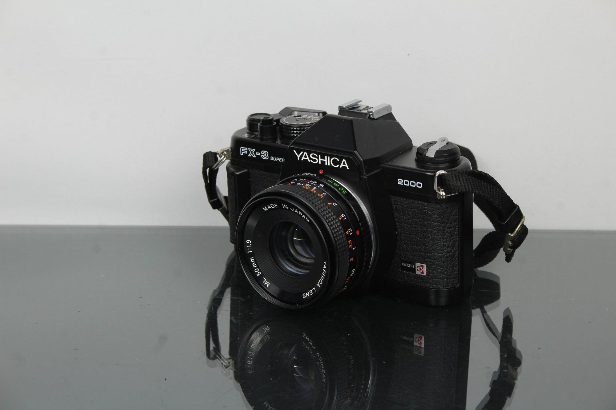 Yashica FX - 3 Super 2000 + Yashica ML 50mm 1:1.9 lens - Dutch|Thrift