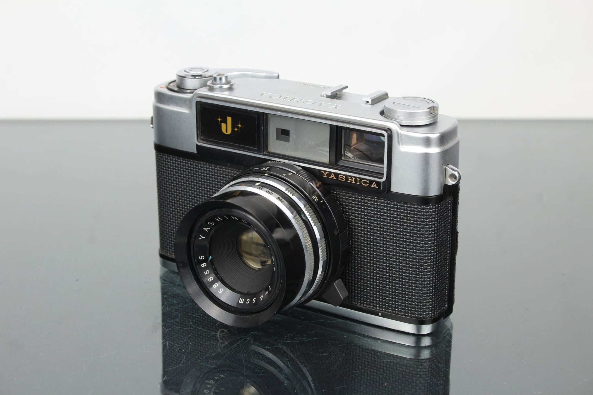 Yashica J - Dutch|Thrift