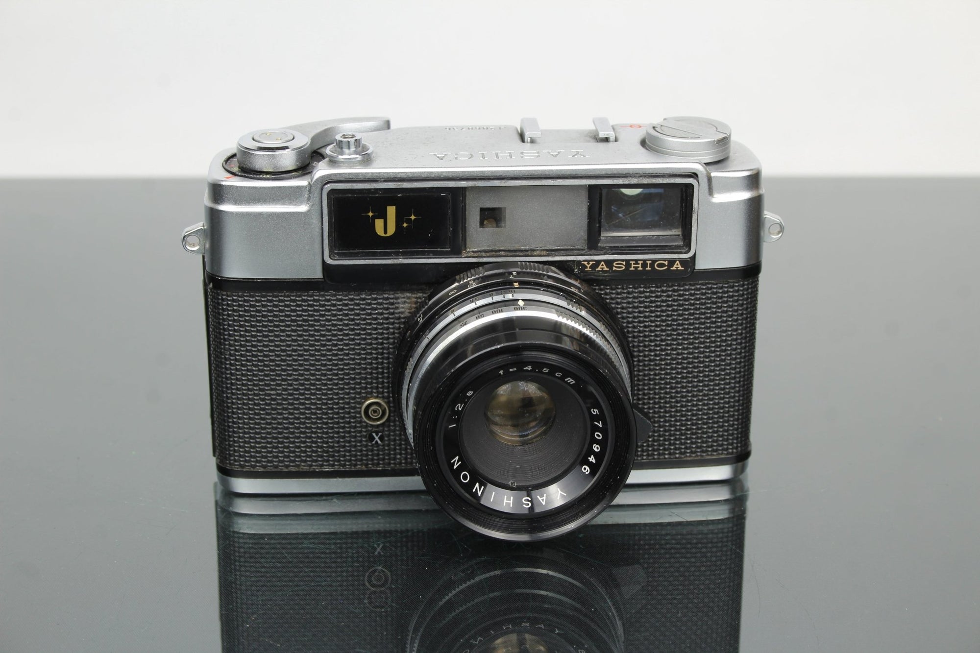 Yashica J Rangefinder - Dutch|Thrift