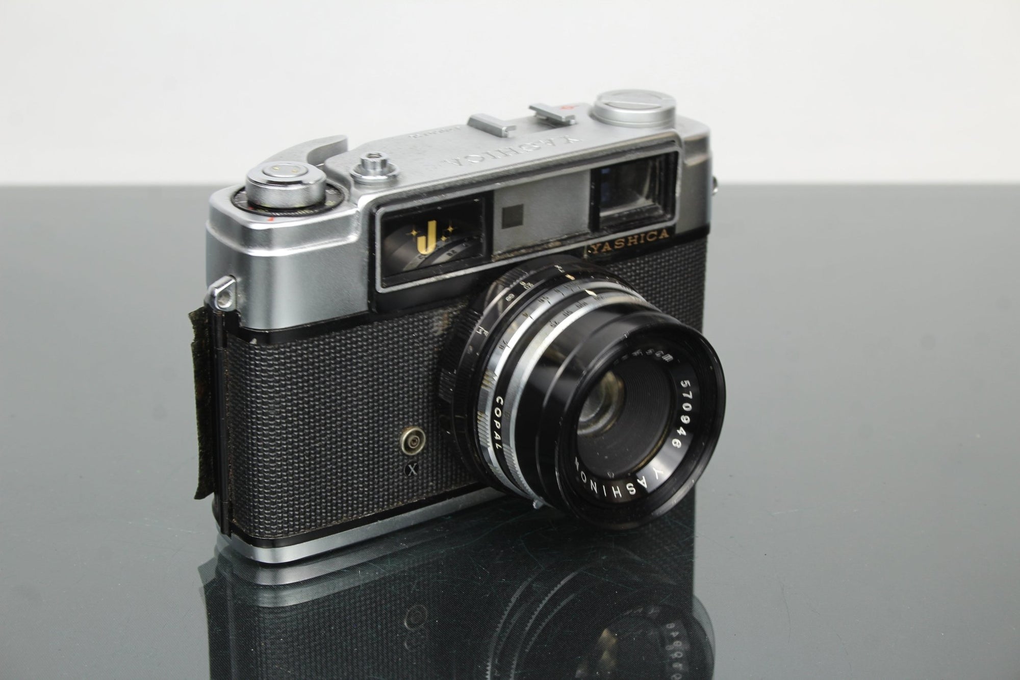 Yashica J Rangefinder - Dutch|Thrift