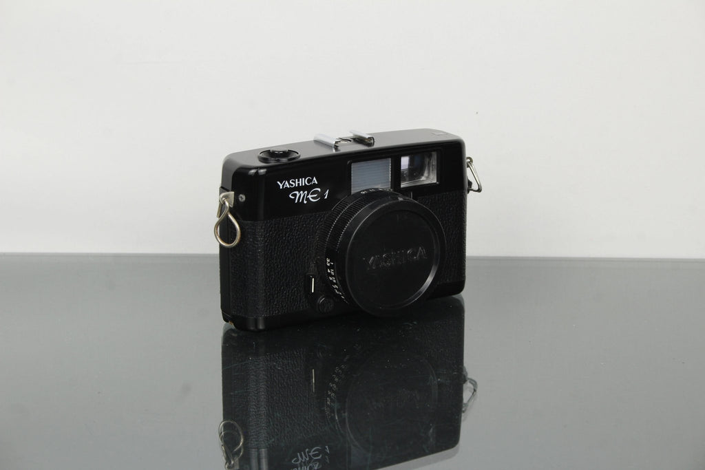 Yashica ME 1 - Dutch|Thrift