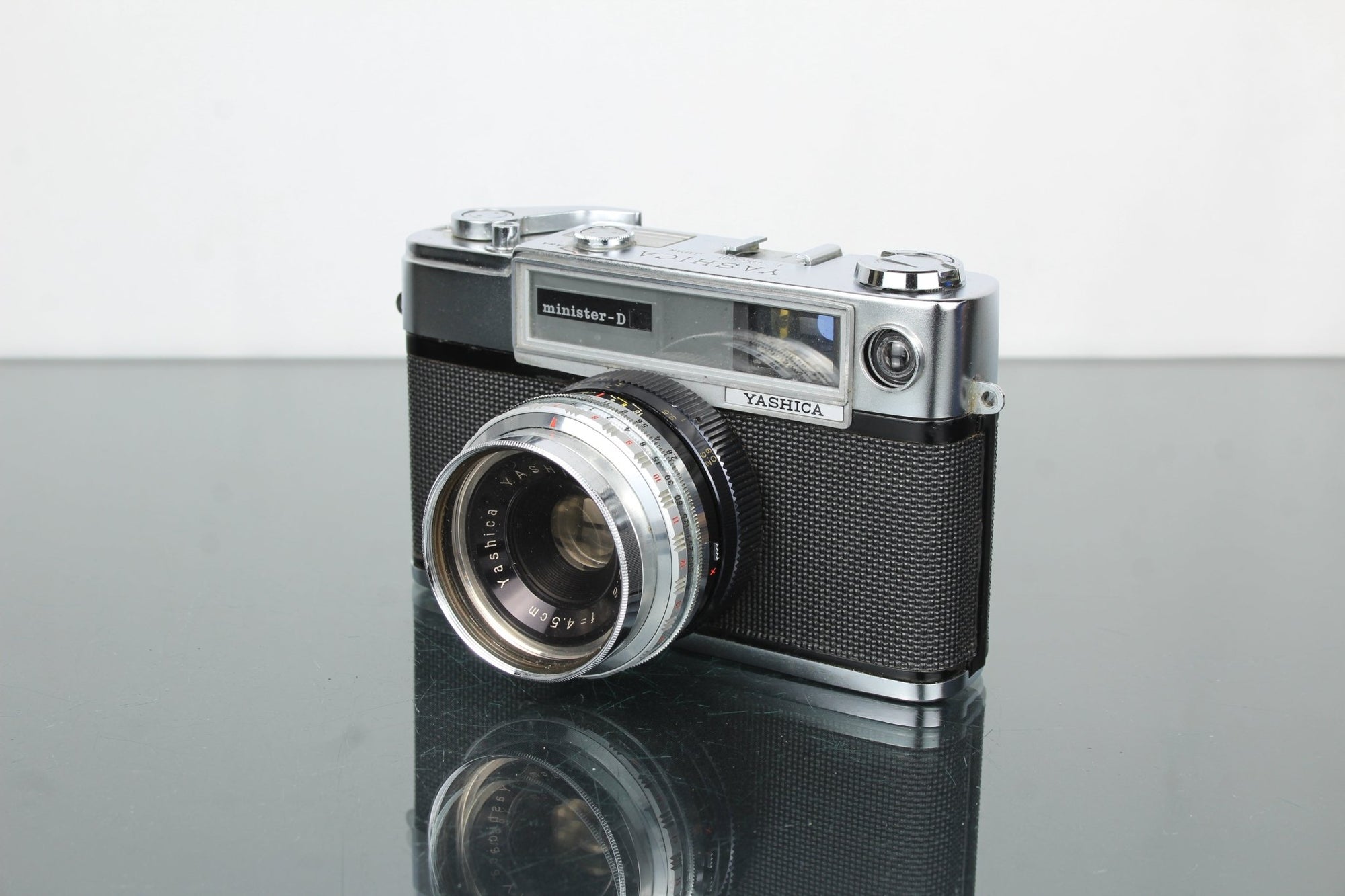 Yashica Minister - D - Dutch|Thrift