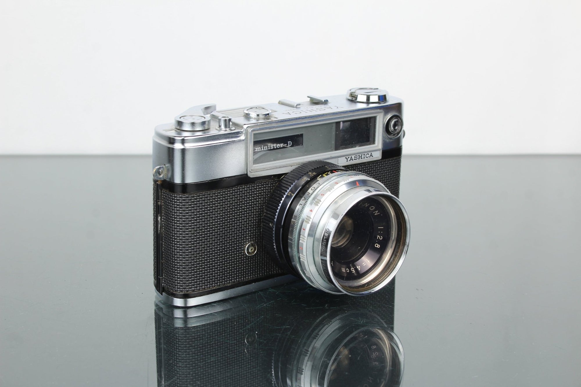 Yashica Minister - D - Dutch|Thrift