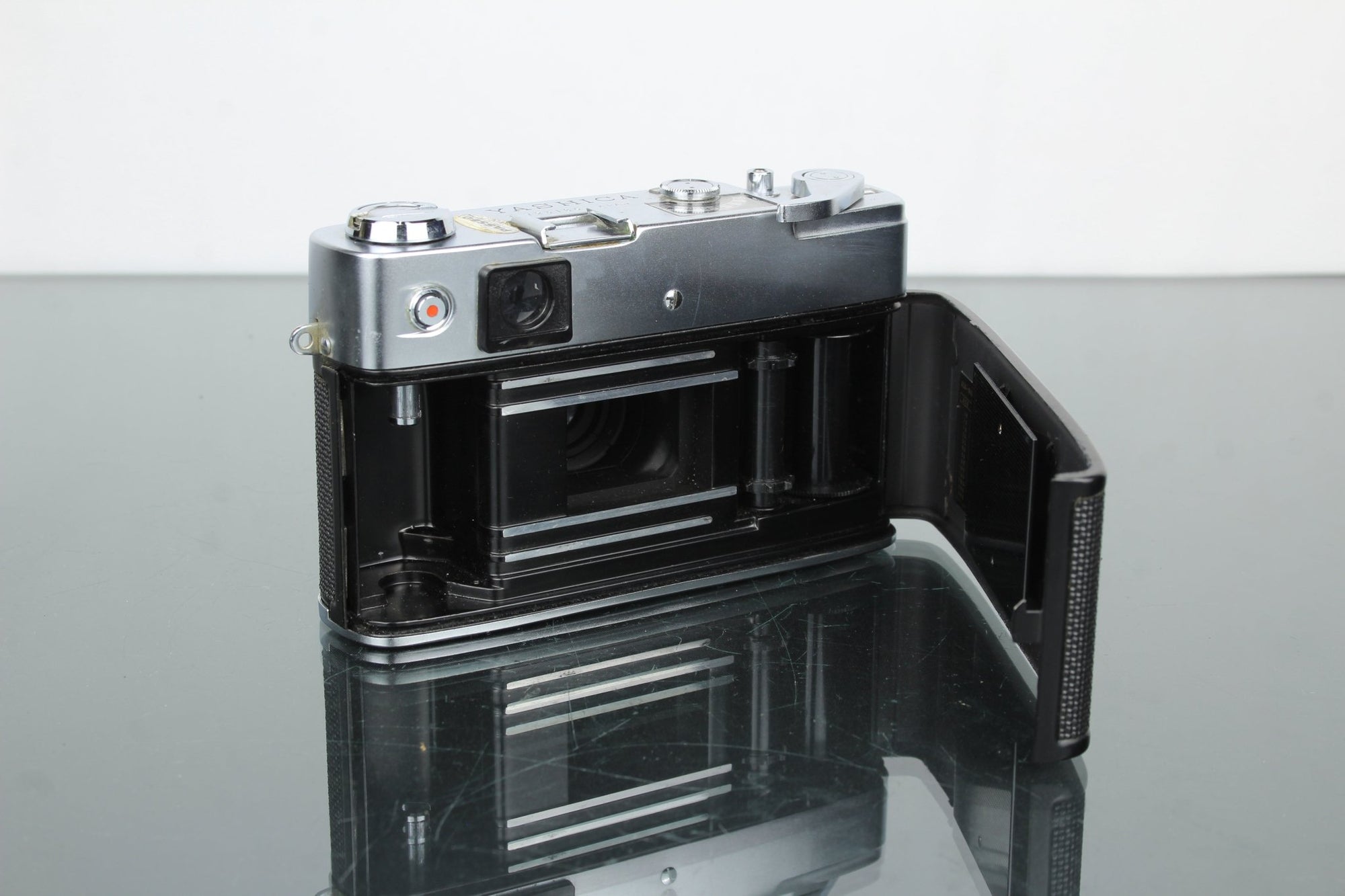 Yashica Minister - D - Dutch|Thrift