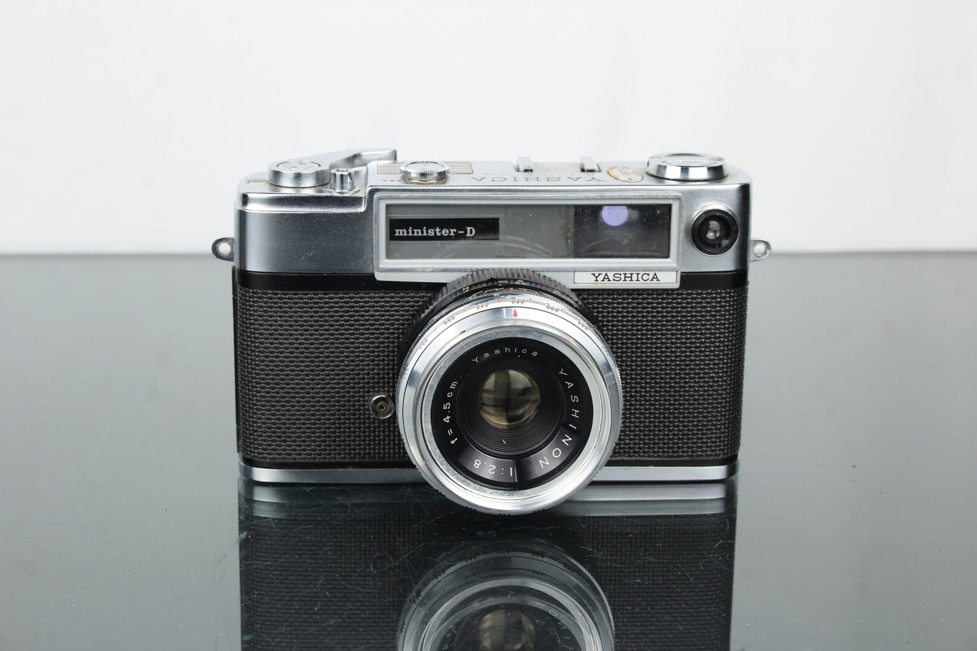 Yashica Minister - D - Dutch|Thrift