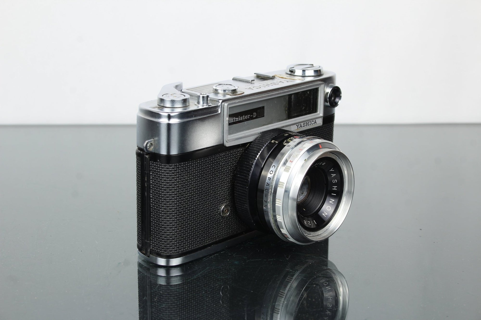 Yashica Minister - D - Dutch|Thrift
