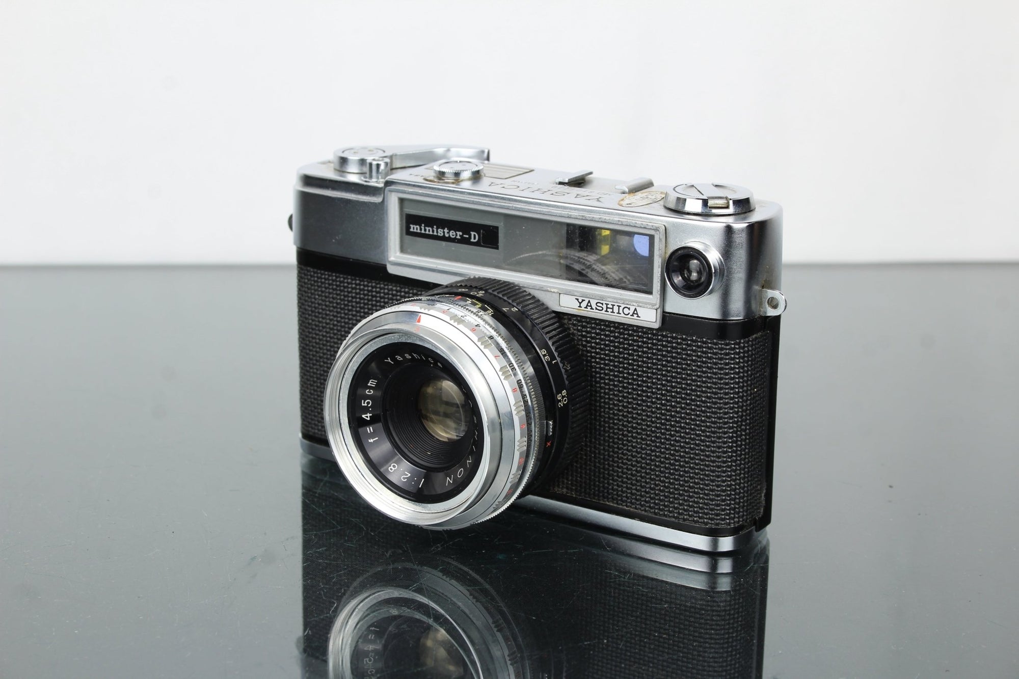 Yashica Minister - D - Dutch|Thrift