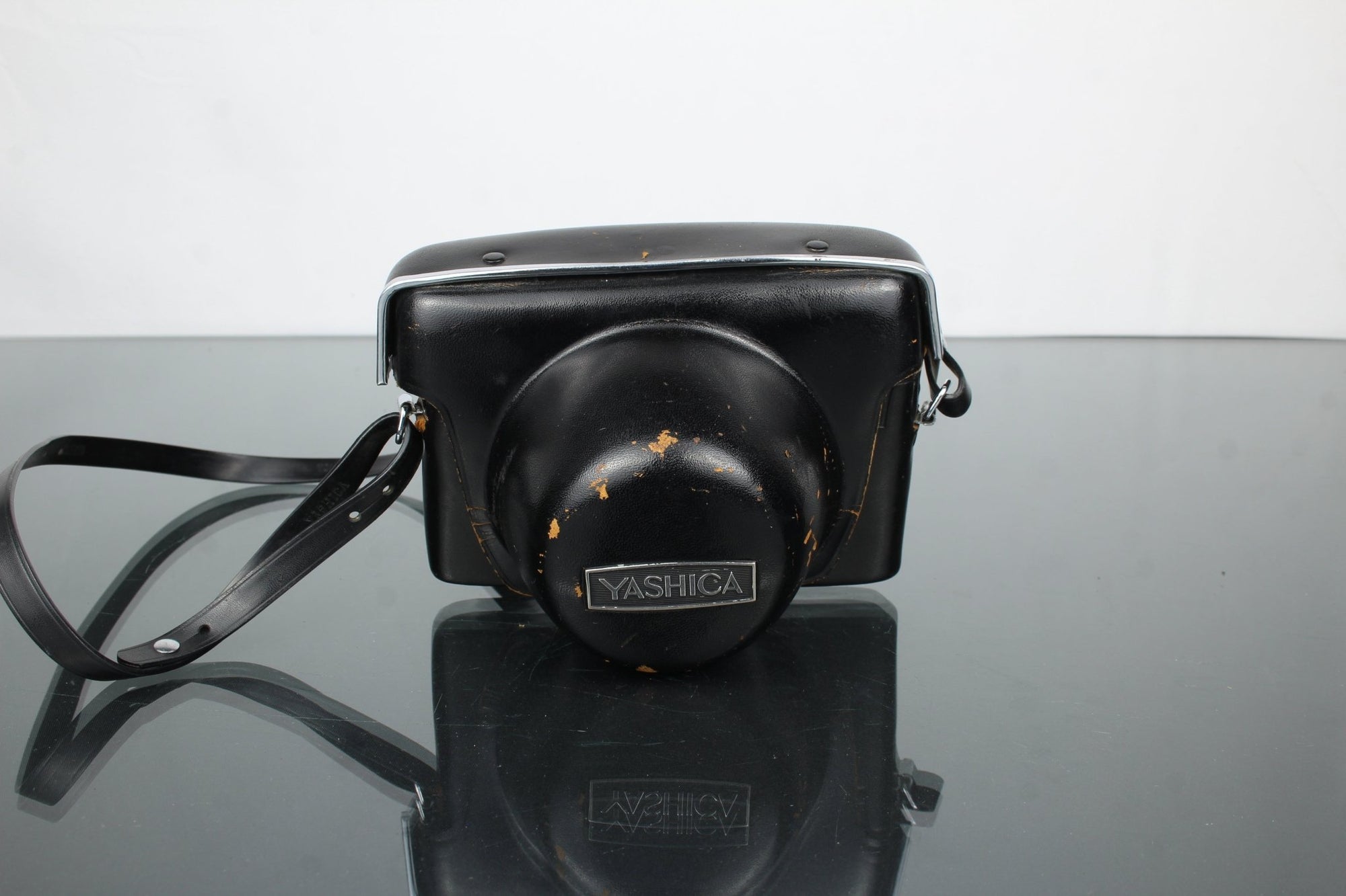 Yashica Minister - D - Dutch|Thrift