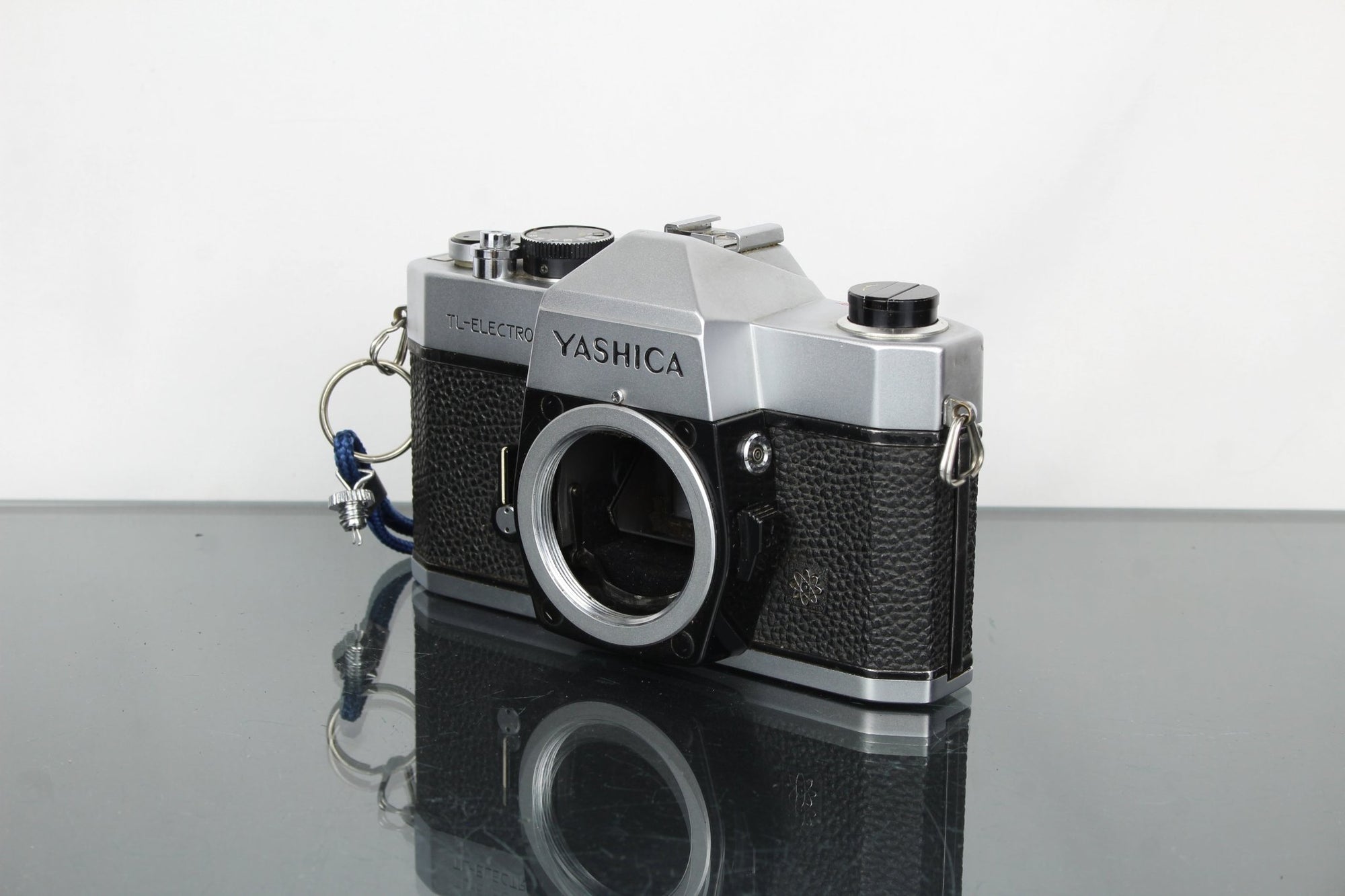 Yashica TL - ELECTRO - Dutch|Thrift