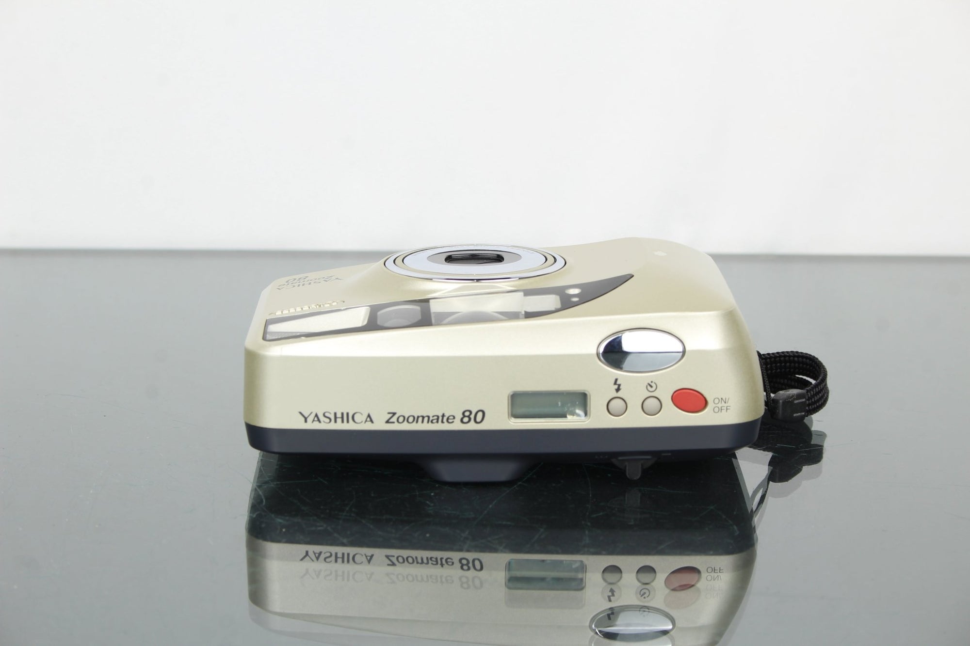Yashica Zoomate 80 - Dutch|Thrift
