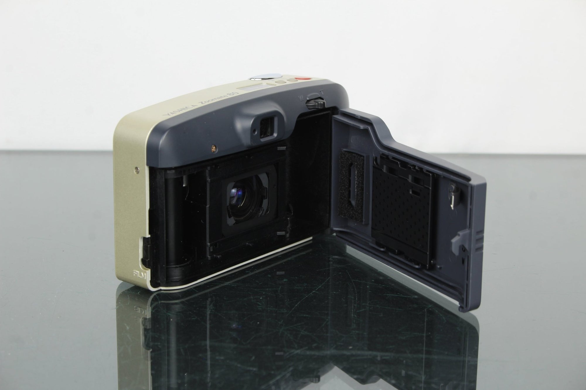 Yashica Zoomate 80 - Dutch|Thrift