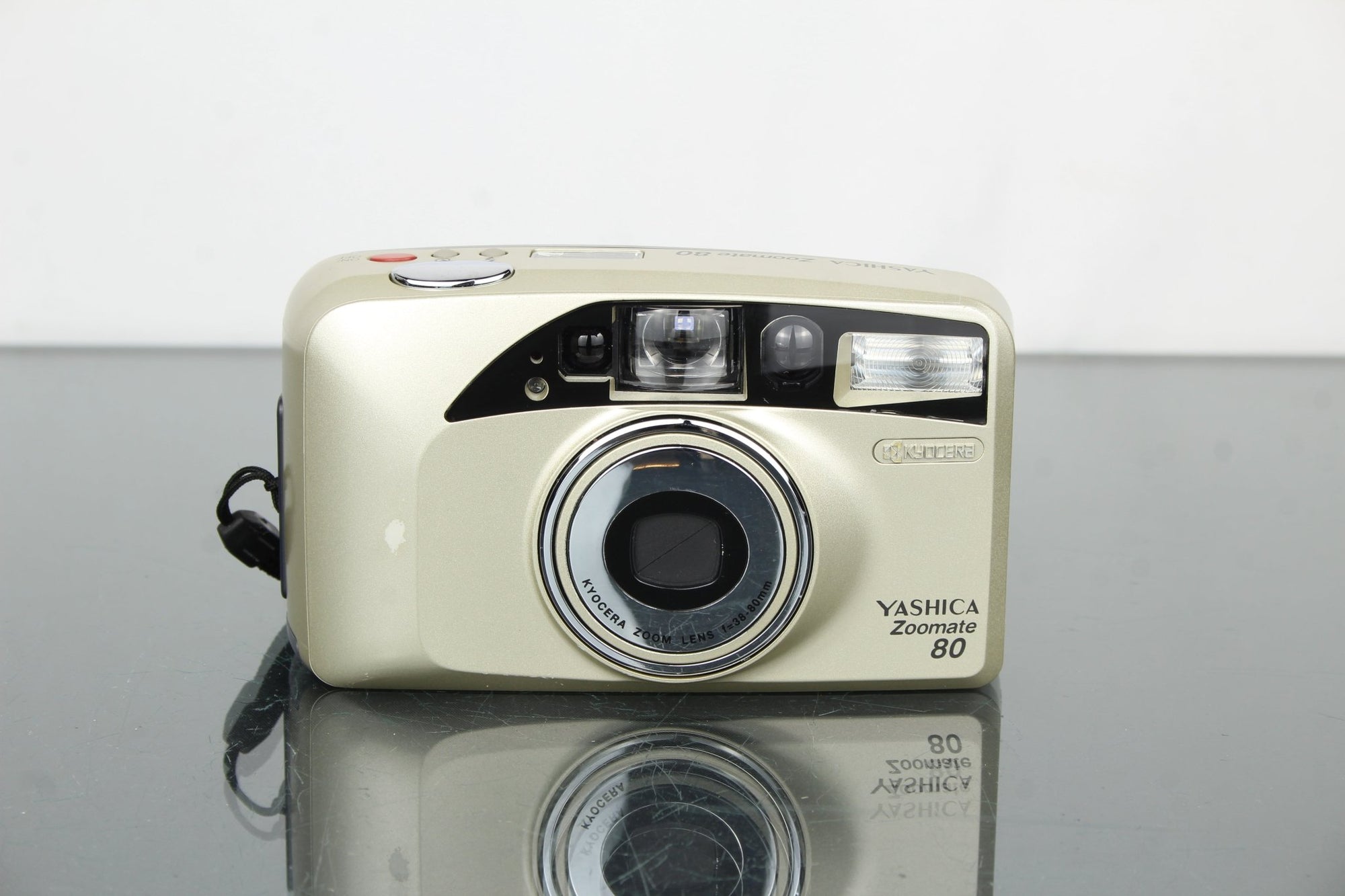 Yashica Zoomate 80 - Dutch|Thrift