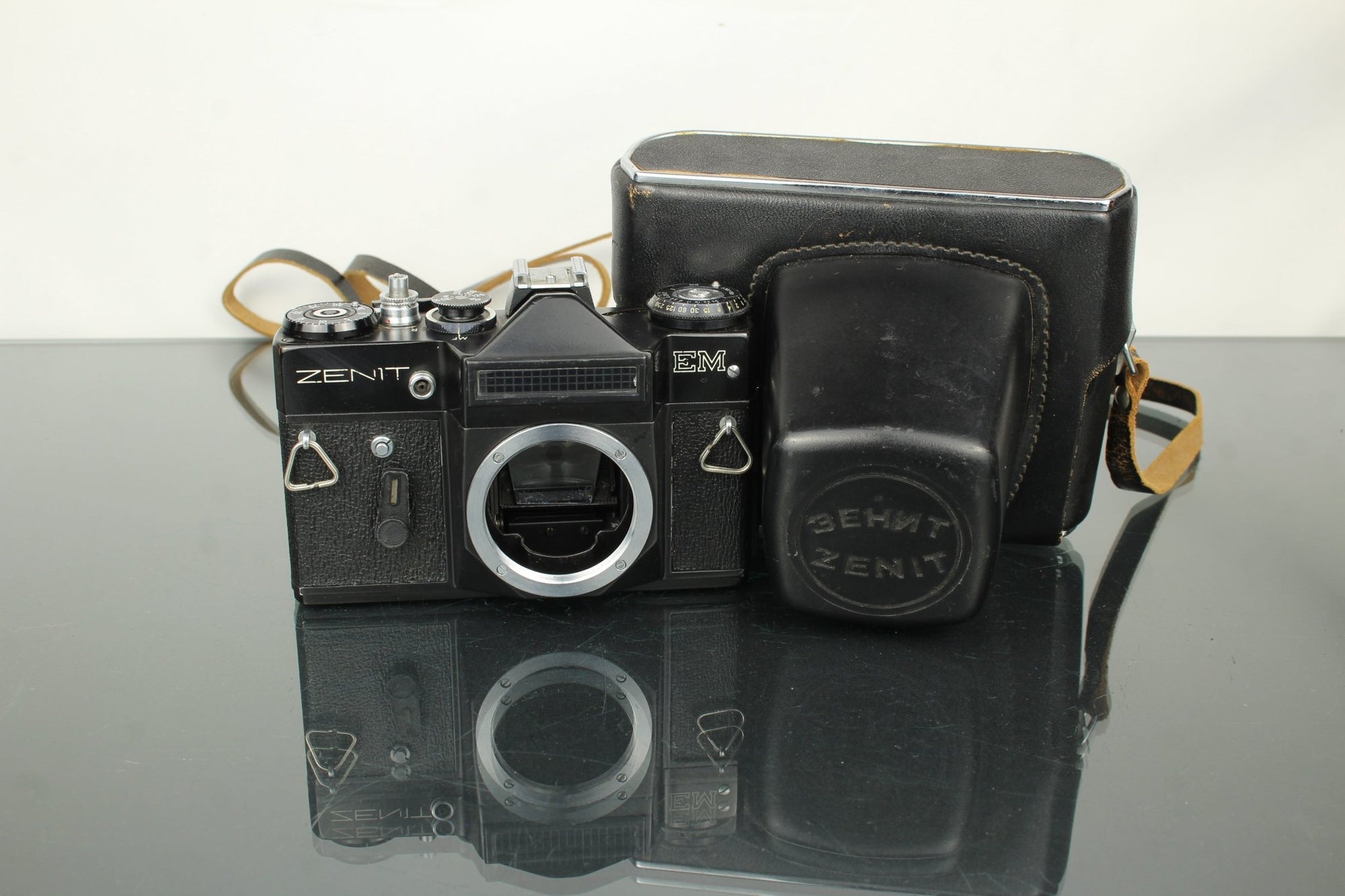 Zenit EM - Dutch|Thrift